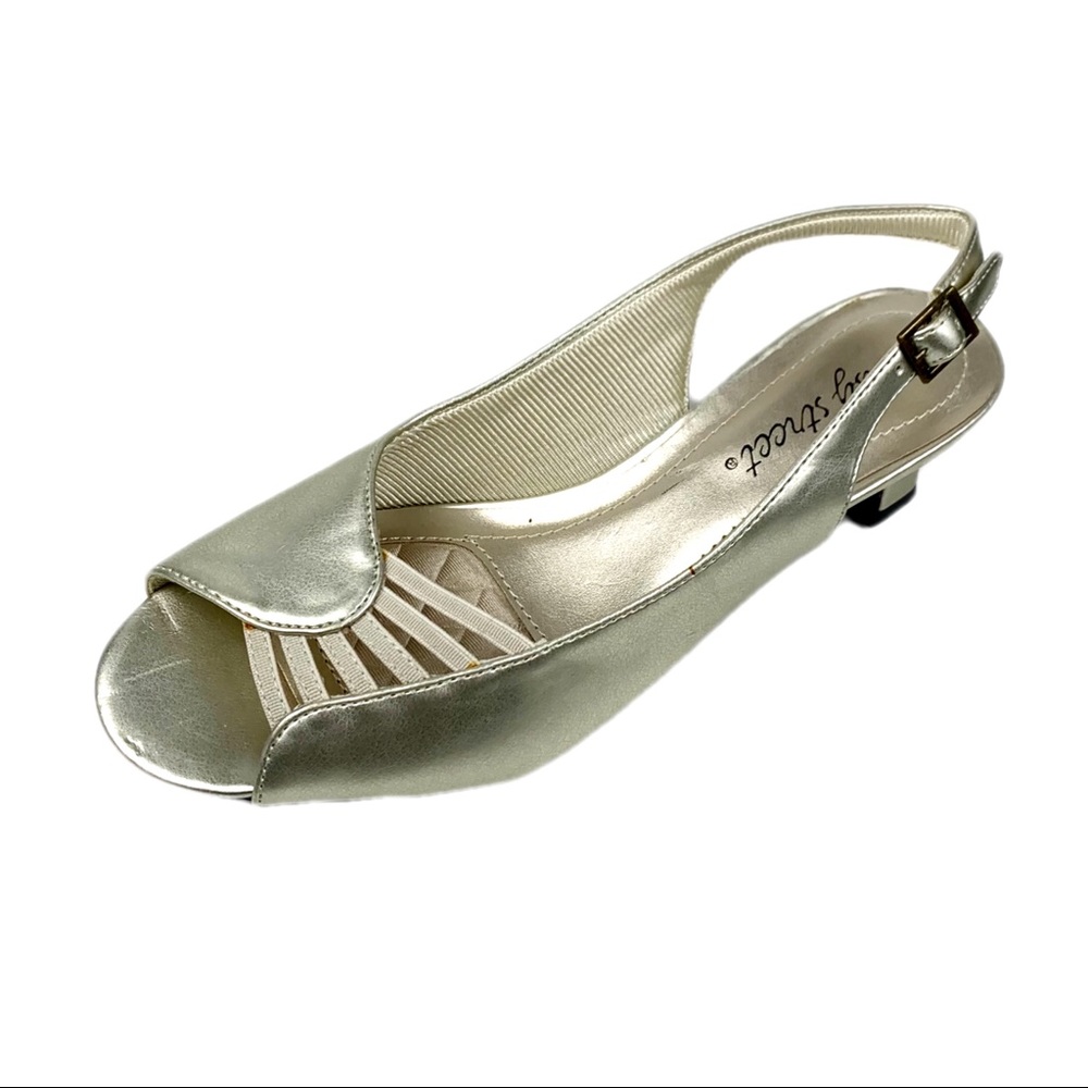 Easy Street Womens Metallic Faux Leather Open Toe Slingback Heels Size 6…